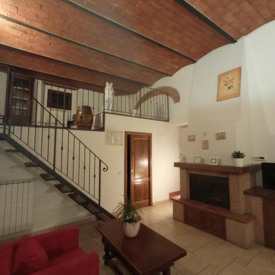 La Guelfa 64 Apartment Pontassieve Bagian luar foto